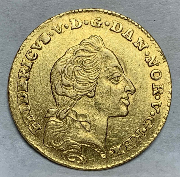 12 Марок 1761 рік  Данія. 568