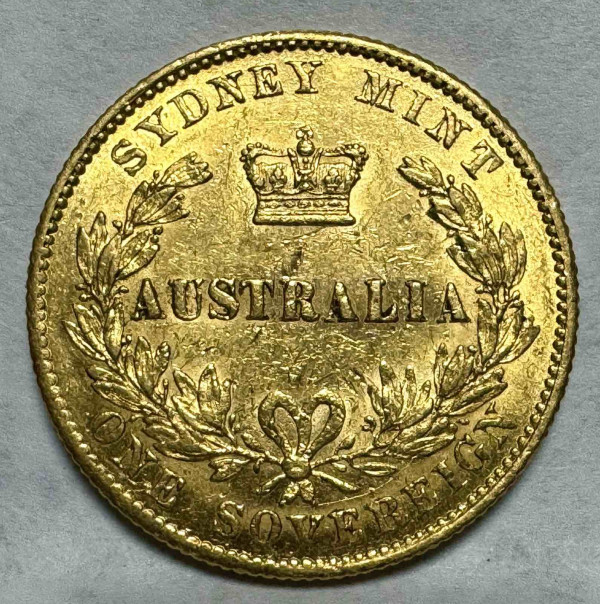 Соверен 1870 рік  Австралія. 700