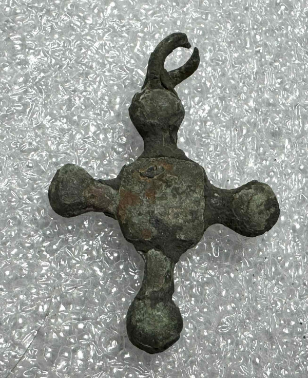 Хрестик КР XI-XIV ст. 633