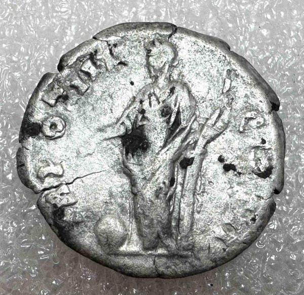 Денарий 161-180 гг.н.э. Марк Аврелий. 1056