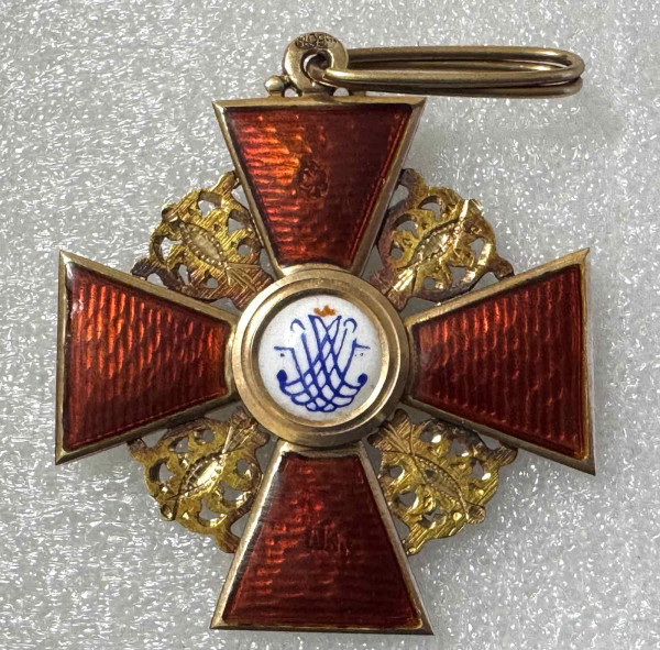 Знак ордена Святой Анны 2-й степени. 182