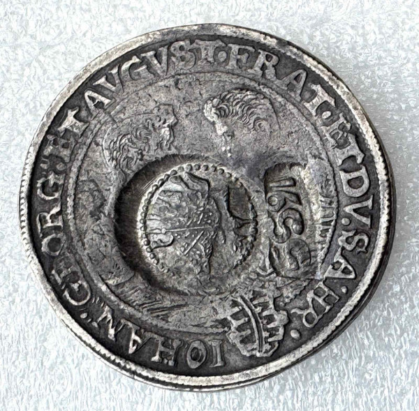 Юхимок 1655 рік.  На Талері 1607 року Саксонія 934