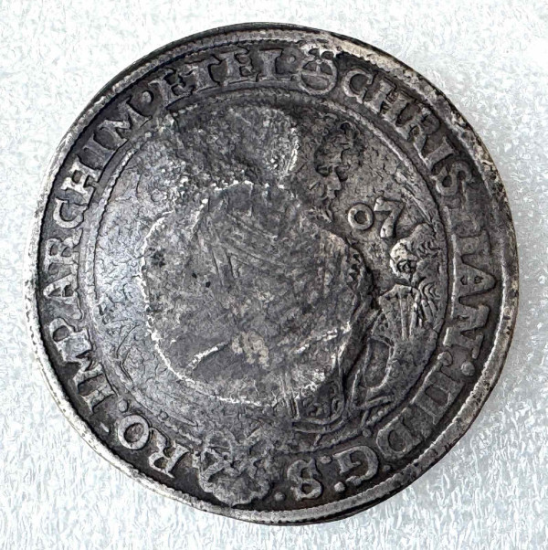 Юхимок 1655 рік.  На Талері 1607 року Саксонія 934