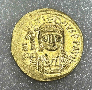 Солид 565-578 гг.н.э. Юстин II.
