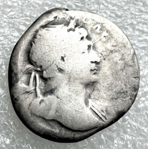 Денарій 98-117 рр.н.е. Троян.