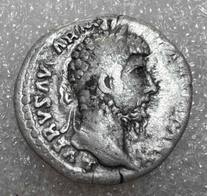 Денарій 161-169 рр.н.е. Луций Вер.