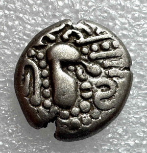 Драхма 950-1050 рр. Індо-сасаніди Династія Чалукья.